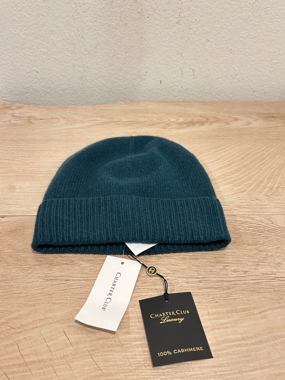 NWT Charter Club 100% Cashmere Beanie in Dark Green, $79.5 Retail